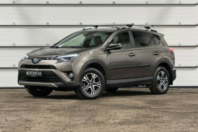 toyota-rav4-elektrisitetbensin-2017-big-6