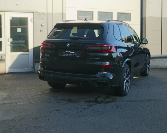 bmw-x5-elektrisitetbensin-2020-big-3