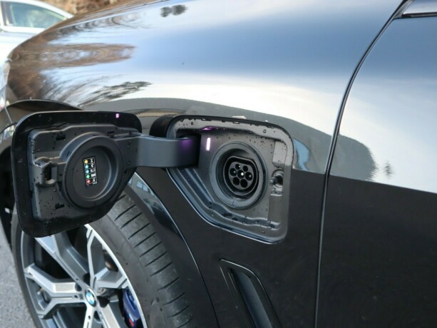 bmw-x5-elektrisitetbensin-2020-big-28