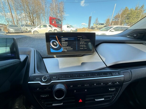 bmw-i3-elektrisitet-2015-big-24