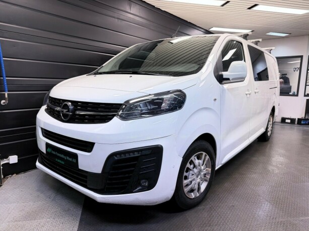 opel-vivaro-diesel-2020-big-2