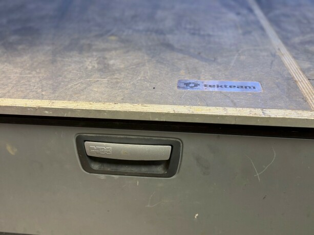 opel-vivaro-diesel-2020-big-24