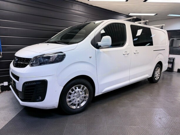 opel-vivaro-diesel-2020-big-1