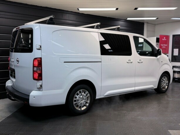 opel-vivaro-diesel-2020-big-10