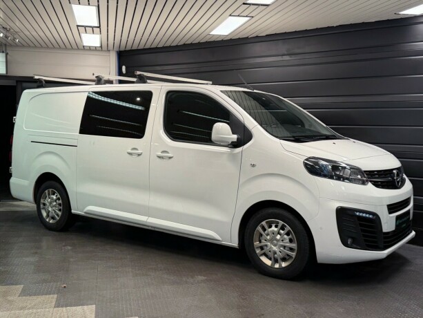 opel-vivaro-diesel-2020-big-9