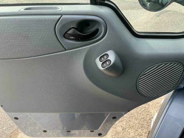 burstner-nexxo-t660-lav-seng-truma-kombi-b-f248rerkort-god-nyttelast-22-140hk-registerkjede-diesel-2008-big-11