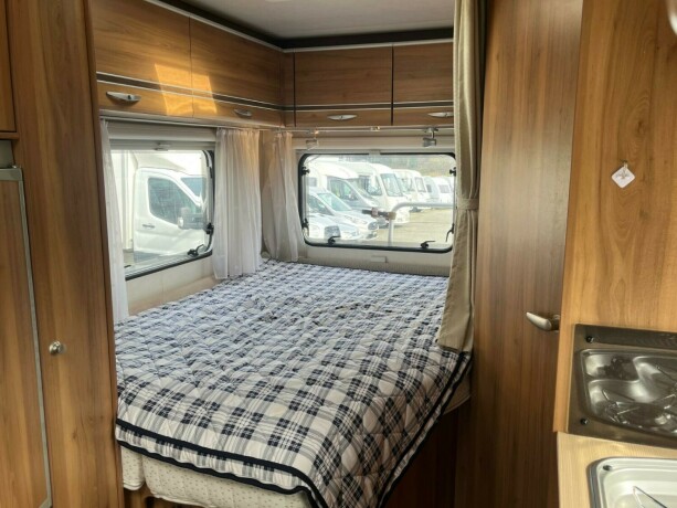 burstner-nexxo-t660-lav-seng-truma-kombi-b-f248rerkort-god-nyttelast-22-140hk-registerkjede-diesel-2008-big-55