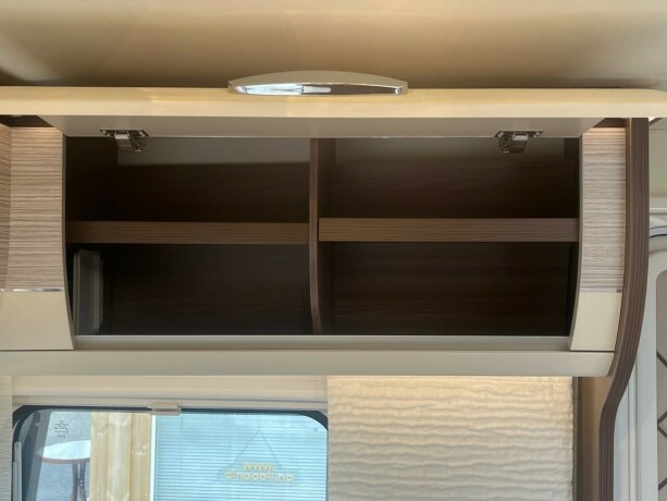 burstner-averso-nordic-600-tk-2-k248yesenger-lav-seng-bak-rundsittegruppe-vintervogn-alde-varme-i-gulv-2016-big-19