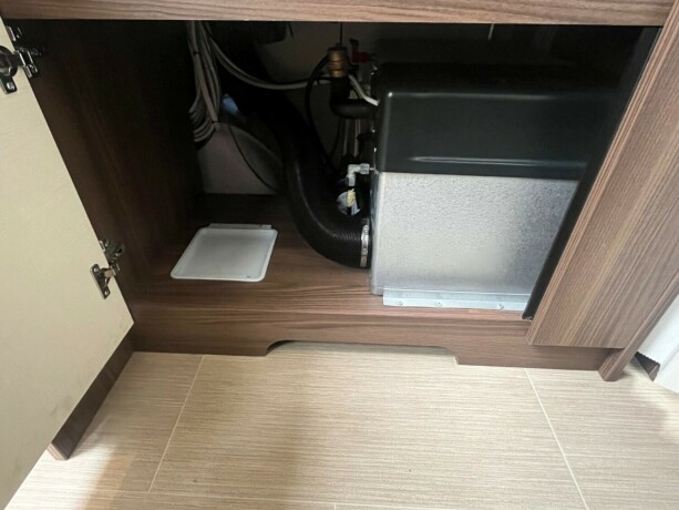 burstner-averso-nordic-600-tk-2-k248yesenger-lav-seng-bak-rundsittegruppe-vintervogn-alde-varme-i-gulv-2016-big-44