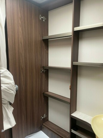 burstner-averso-nordic-600-tk-2-k248yesenger-lav-seng-bak-rundsittegruppe-vintervogn-alde-varme-i-gulv-2016-big-52