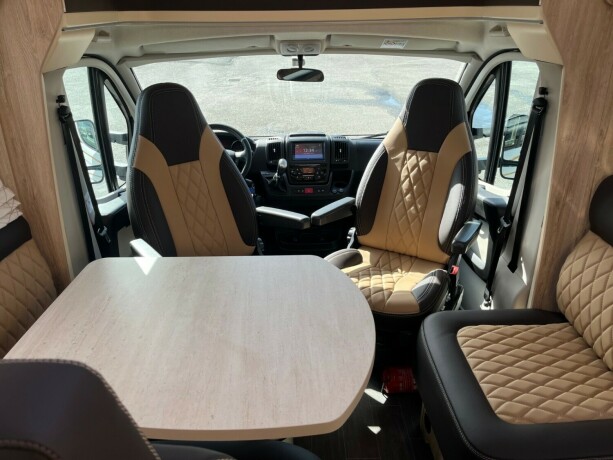 eura-mobil-pt-695-eb-2-enkle-senger-uten-senkeseng-truma-varmer-b-f248rerkort-meget-god-nyttelast-diesel-2020-big-25