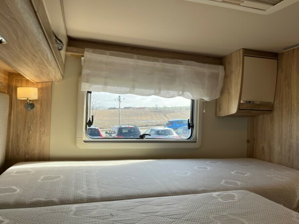 eura-mobil-pt-695-eb-2-enkle-senger-uten-senkeseng-truma-varmer-b-f248rerkort-meget-god-nyttelast-diesel-2020-big-74