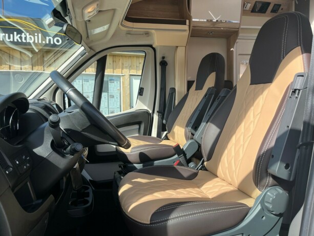 eura-mobil-pt-695-eb-2-enkle-senger-uten-senkeseng-truma-varmer-b-f248rerkort-meget-god-nyttelast-diesel-2020-big-13