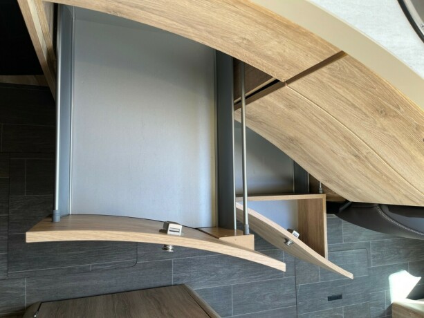 eura-mobil-pt-695-eb-2-enkle-senger-uten-senkeseng-truma-varmer-b-f248rerkort-meget-god-nyttelast-diesel-2020-big-42