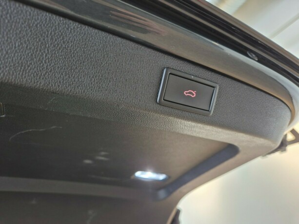 skoda-superb-plug-in-petrol-2021-big-30