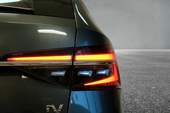 skoda-superb-elektrisitetbensin-2021-big-9