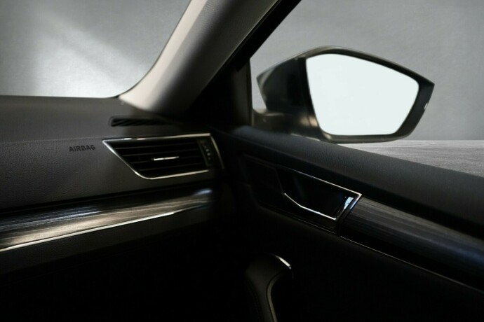 skoda-superb-elektrisitetbensin-2021-big-17