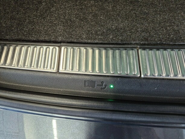 skoda-superb-plug-in-petrol-2021-big-29