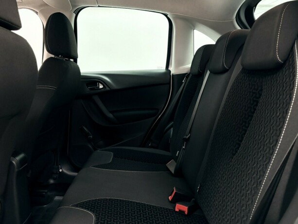 citroen-c3-diesel-2011-big-17