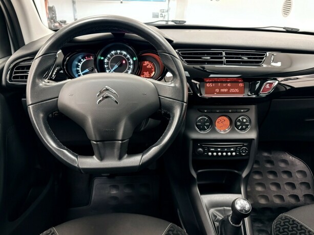 citroen-c3-diesel-2011-big-9
