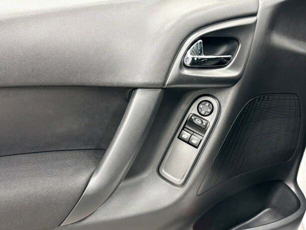 citroen-c3-diesel-2011-big-8