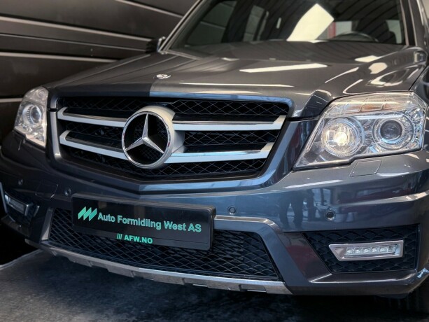 mercedes-benz-glk-diesel-2012-big-3