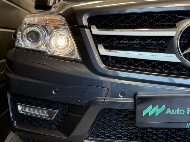 mercedes-benz-glk-diesel-2012-big-28