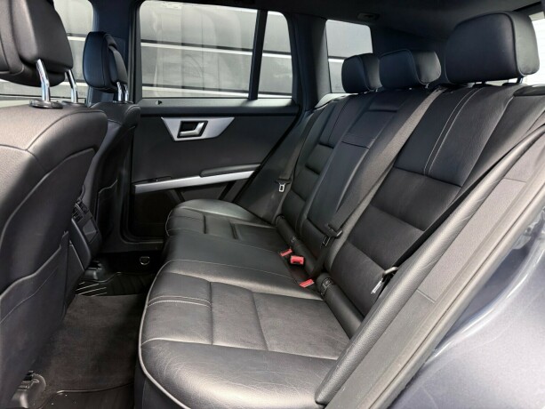 mercedes-benz-glk-diesel-2012-big-17