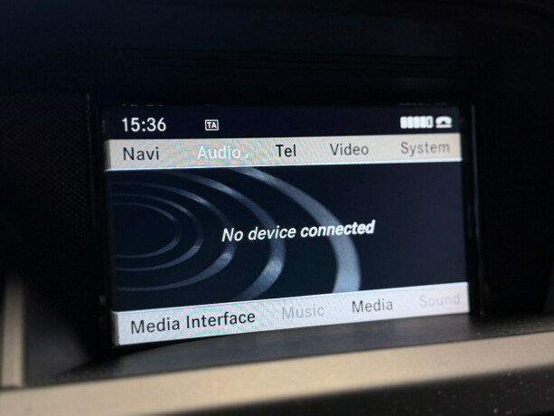 mercedes-benz-glk-diesel-2012-big-23