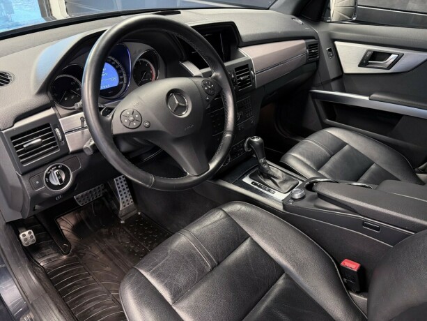 mercedes-benz-glk-diesel-2012-big-11