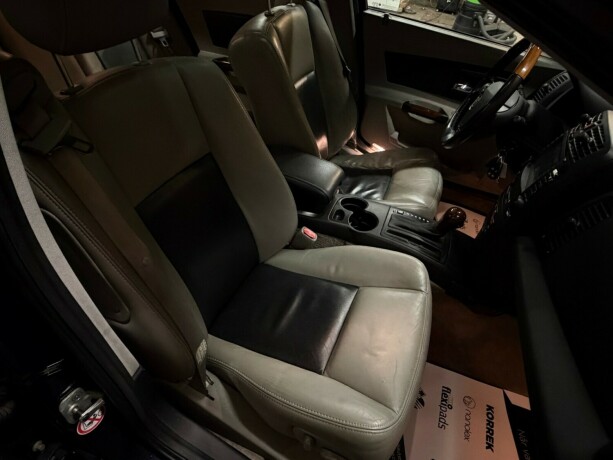 cadillac-cts-bensin-2003-big-33