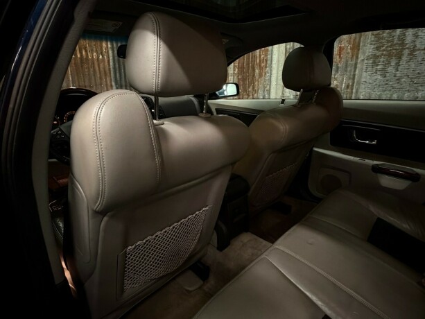 cadillac-cts-bensin-2003-big-40