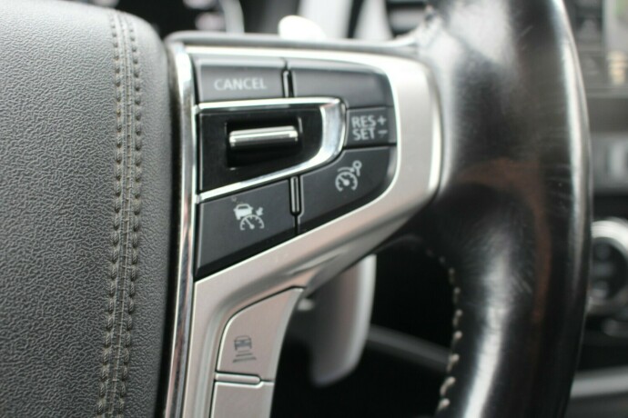 mitsubishi-outlander-elektrisitetbensin-2018-big-14