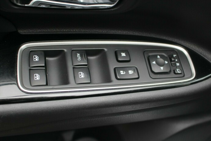 mitsubishi-outlander-elektrisitetbensin-2018-big-9