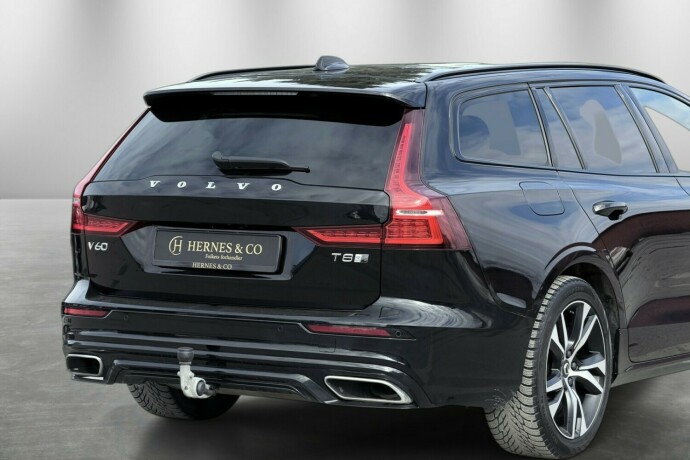 volvo-v60-elektrisitetbensin-2019-big-6