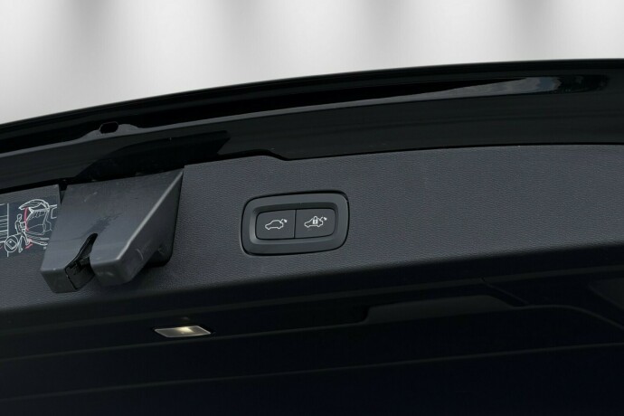 volvo-v60-elektrisitetbensin-2019-big-31