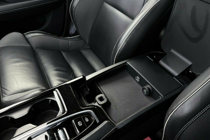 volvo-v60-elektrisitetbensin-2019-big-20