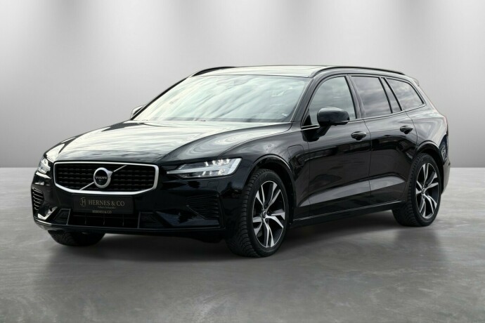 volvo-v60-elektrisitetbensin-2019-big-0