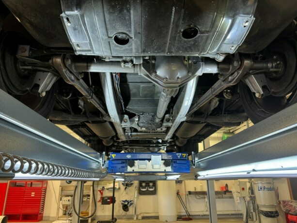 mercedes-benz-gel228ndewagen-bensin-2008-big-15