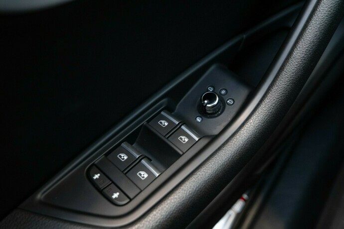 audi-a4-diesel-2019-big-25