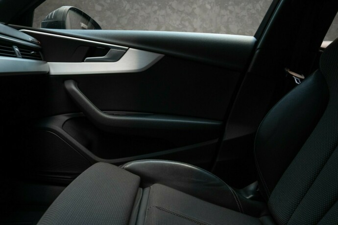 audi-a4-diesel-2019-big-17