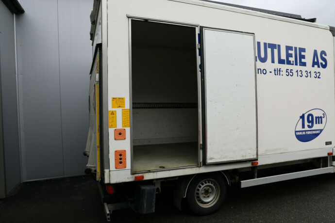 mercedes-benz-sprinter-diesel-2019-big-5