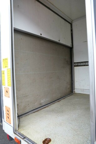 mercedes-benz-sprinter-diesel-2019-big-17