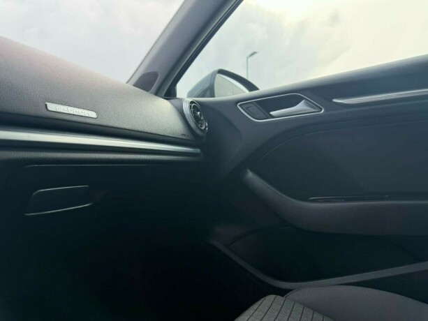 audi-a3-elektrisitetbensin-2018-big-16