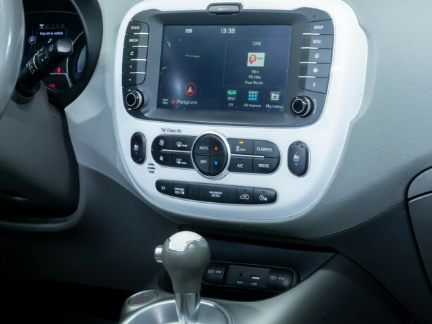 kia-soul-elektrisitet-2016-big-17