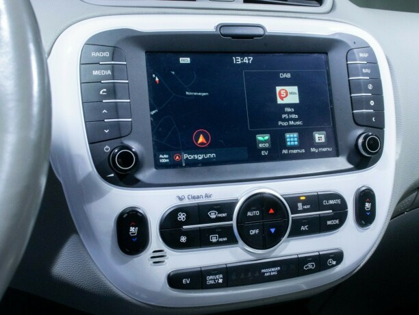 kia-soul-elektrisitet-2016-big-31