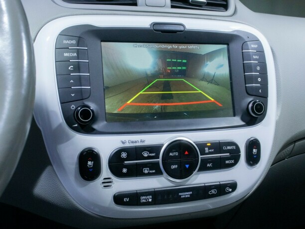 kia-soul-elektrisitet-2016-big-32