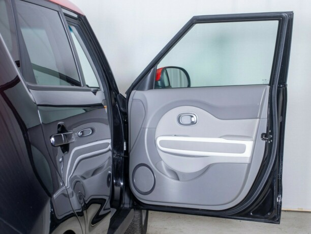 kia-soul-elektrisitet-2016-big-15