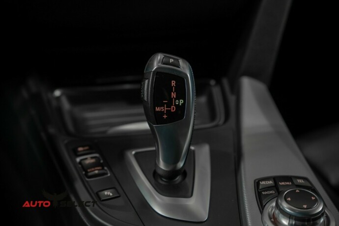 bmw-3-serie-bensin-2013-big-35