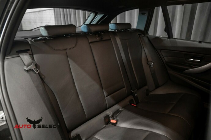 bmw-3-serie-bensin-2013-big-17